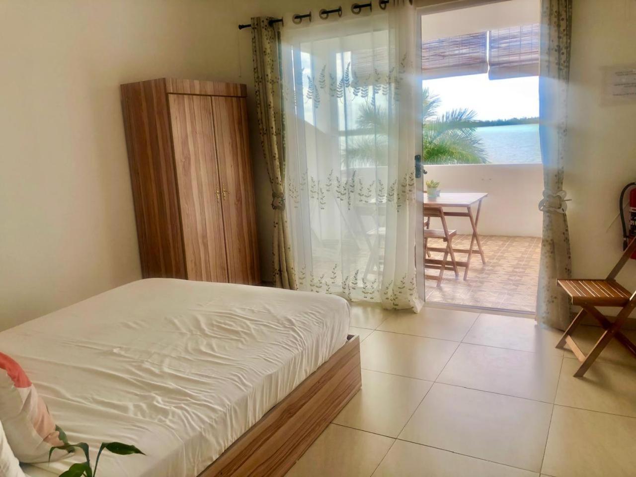 Lavender Hotel Le Morne Room photo